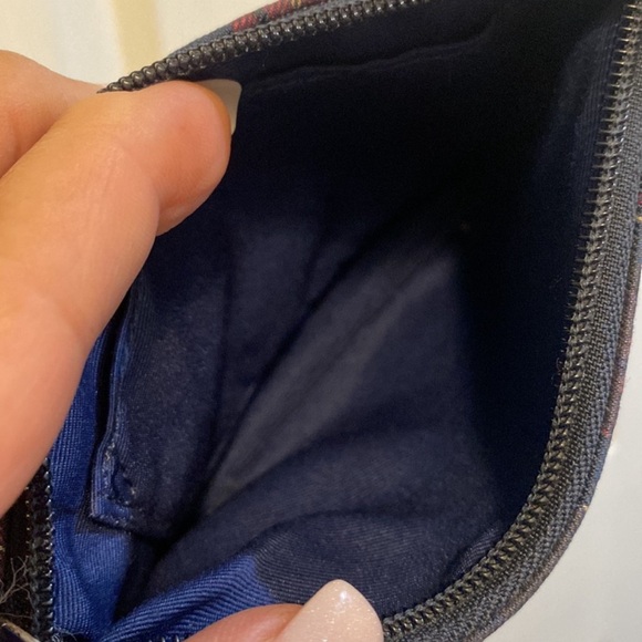 🚨‼️LOW START‼️COACH POPPY EUC  Blue &Pink Wristlet Clutch. CLEAN/NO CALLOUTS✨ - Picture 7 of 14